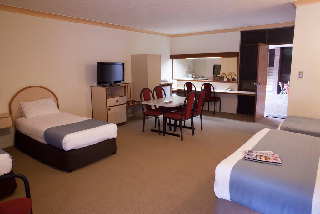Longreach Motor Inn Esterno foto